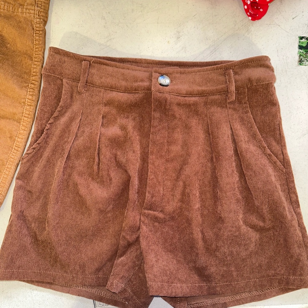 Corduroy shorts